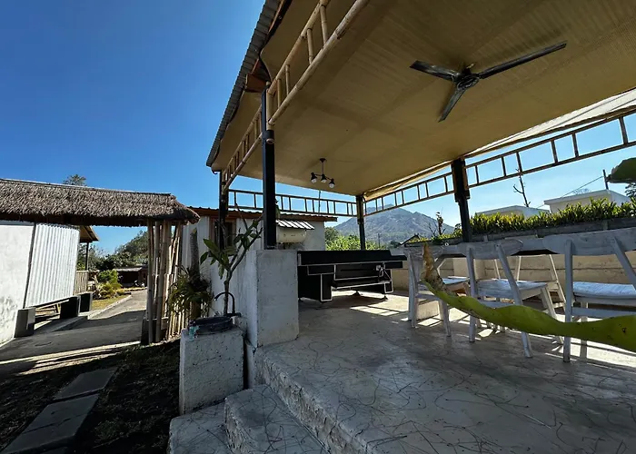 Couette-café Batur Slope *